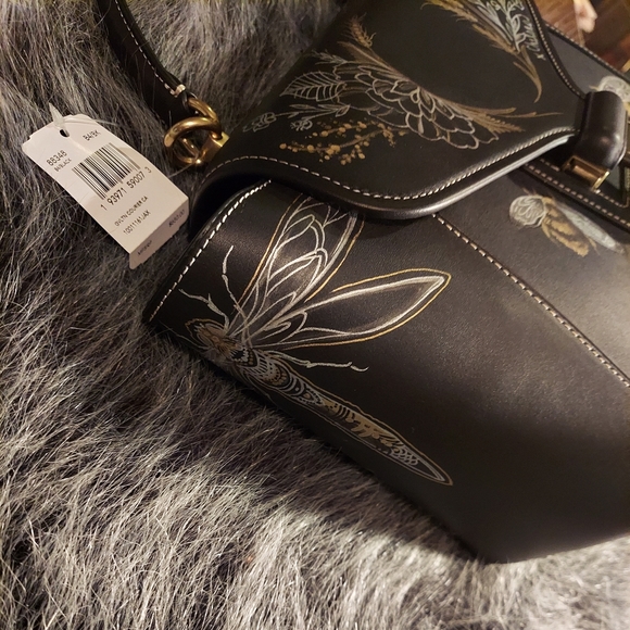 Coach custom xchelsea Champlain tattoo - Picture 5 of 5